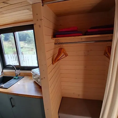 Camping Au Petit Rocher *
