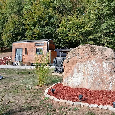 Camping Au Petit Rocher *